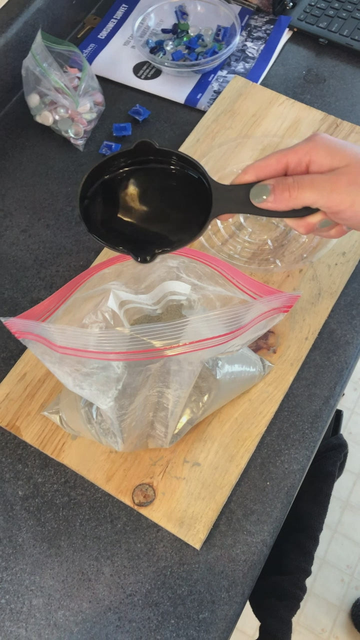 Video showing DIY stepping stone being made