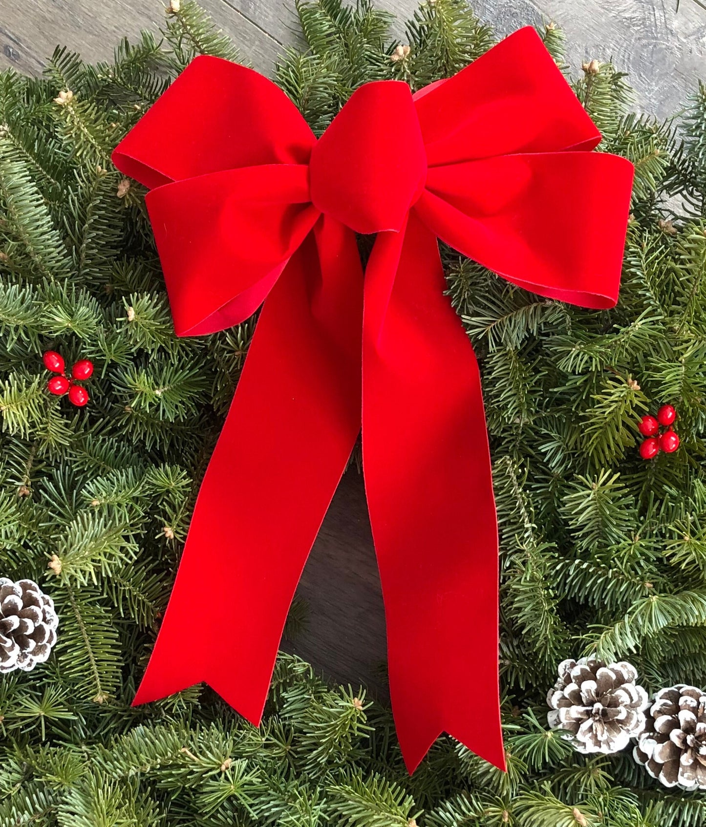 Fresh Balsam Wreath - Red Velvet Classic